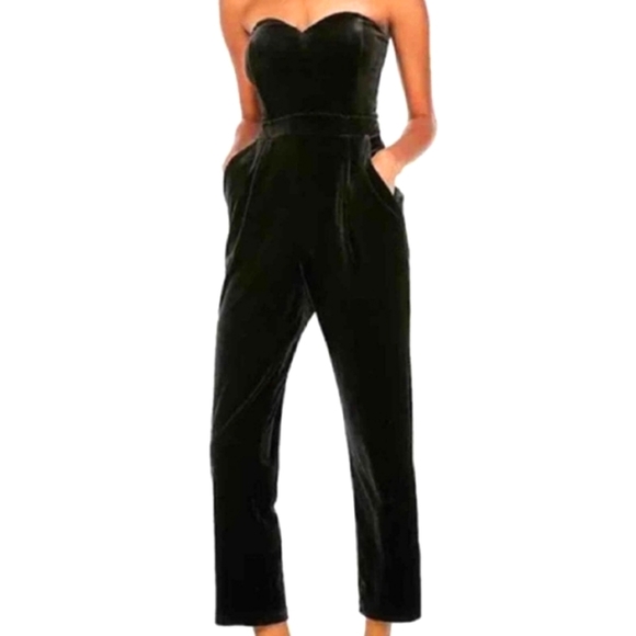 NEW Express Black Velvet Strapless Jumpsuit 00 (FAST SHIPPING📦) - Picture 1 of 6